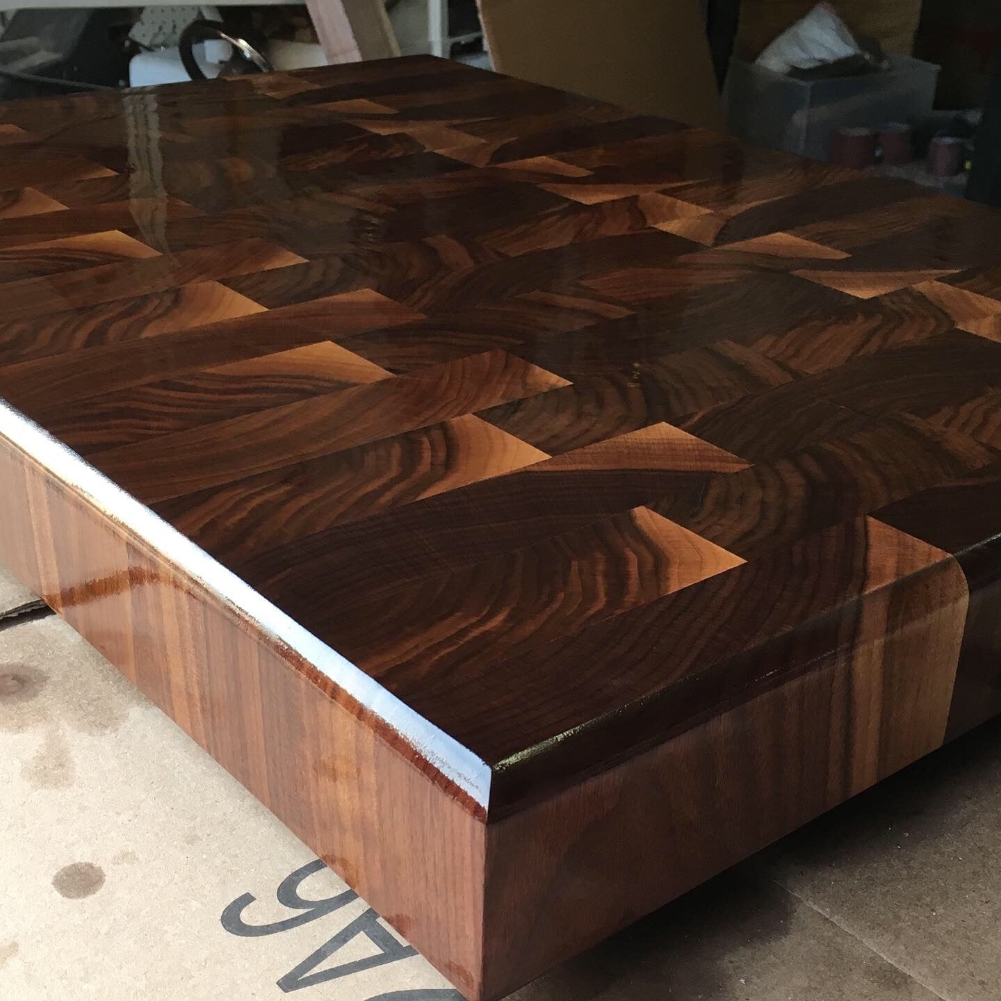 End Grain Butcher Block - 24"*18"*2"