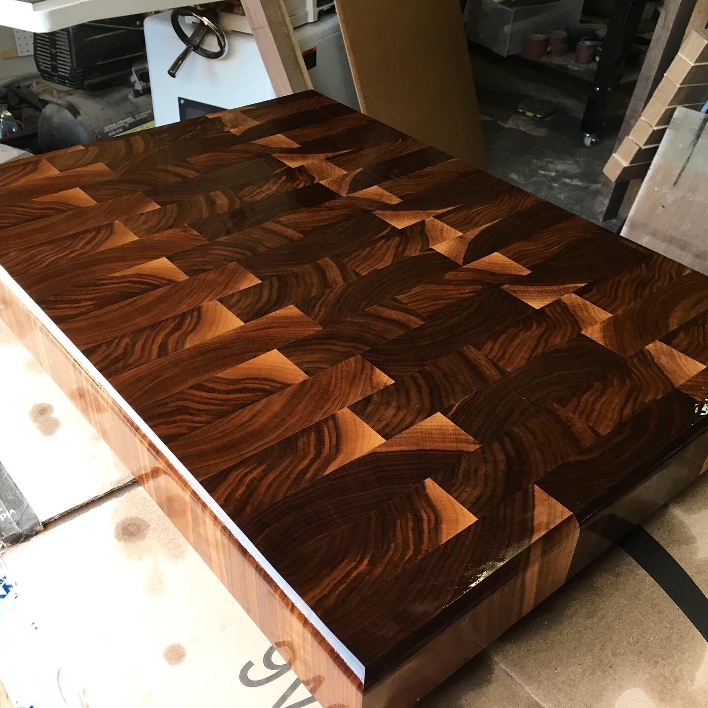 Walnut Cutting Board - 24x18x2”