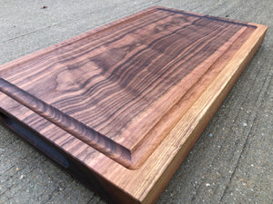 Single piece of Walnut Cutting Board 18x14x1.75" – Face Grain – with Juice Groove and Handholds